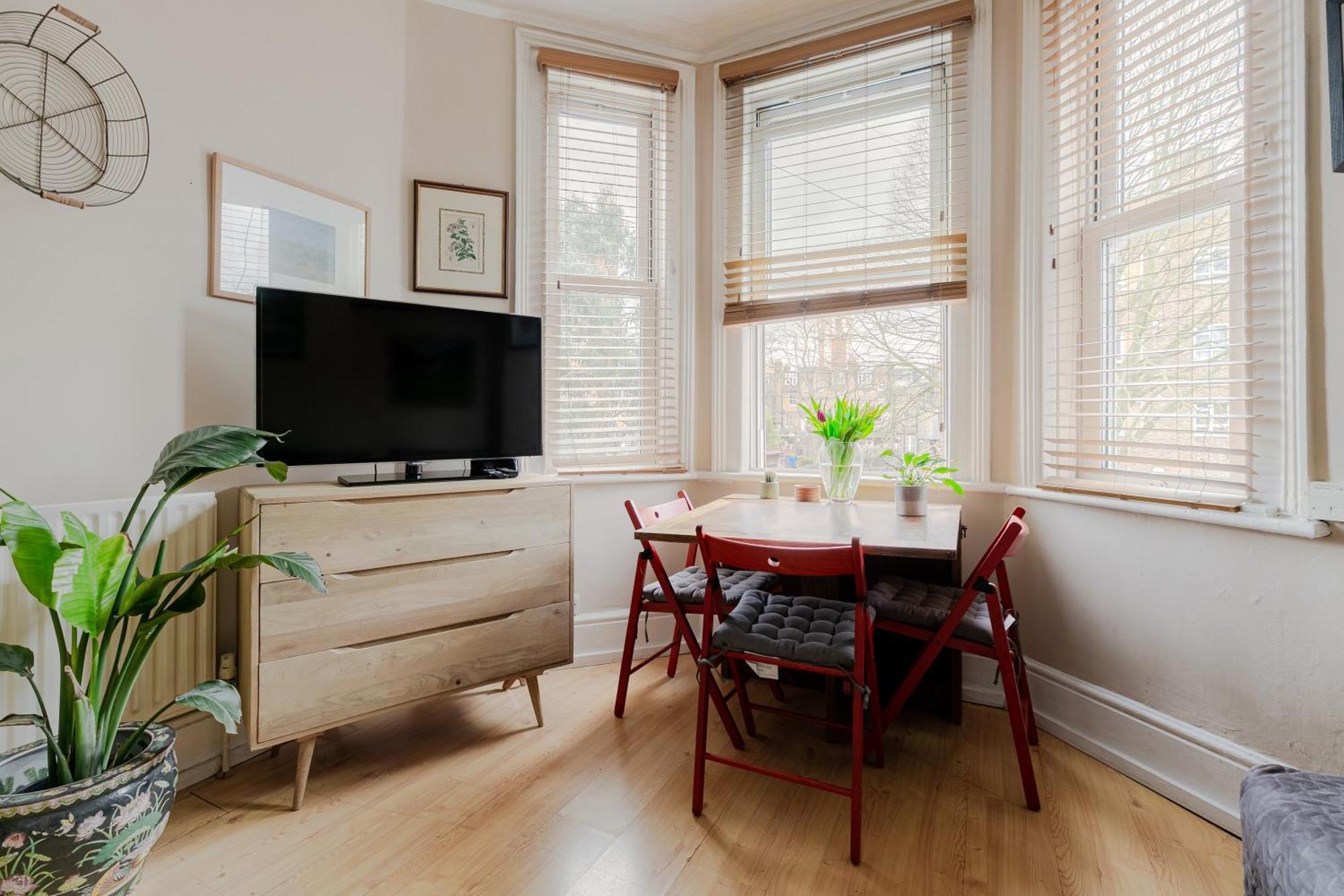 דירות Artistic Pied-A-Terre, Steps From The Tube, Moments From London'S Heart מראה חיצוני תמונה
